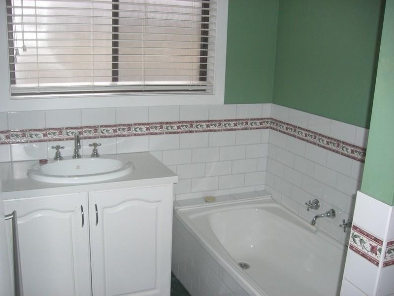 537 Poictiers Street, Deniliquin NSW 2710