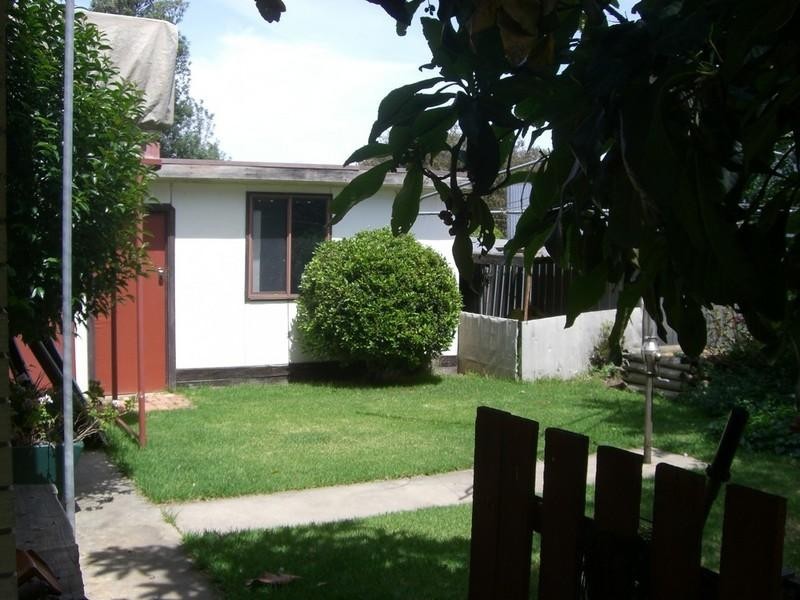 77 Macauley Street, Deniliquin NSW 2710