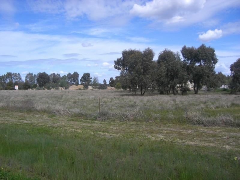 LOT 2 Ochtertyre Street, Deniliquin NSW 2710