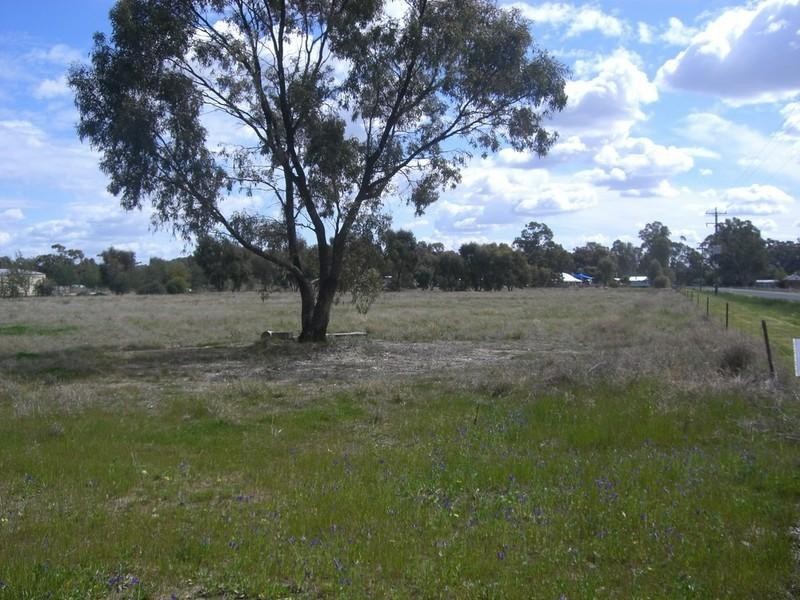 LOT 2 Ochtertyre Street, Deniliquin NSW 2710