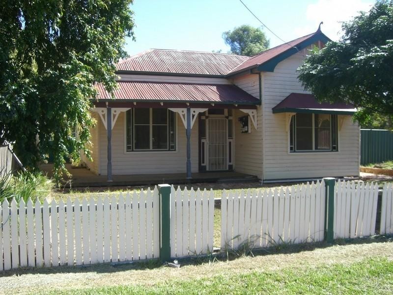 220 Henry Street, Deniliquin NSW 2710