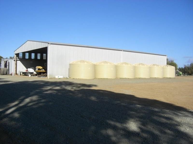 00 Newmarket, Maude Road, Hay NSW 2711