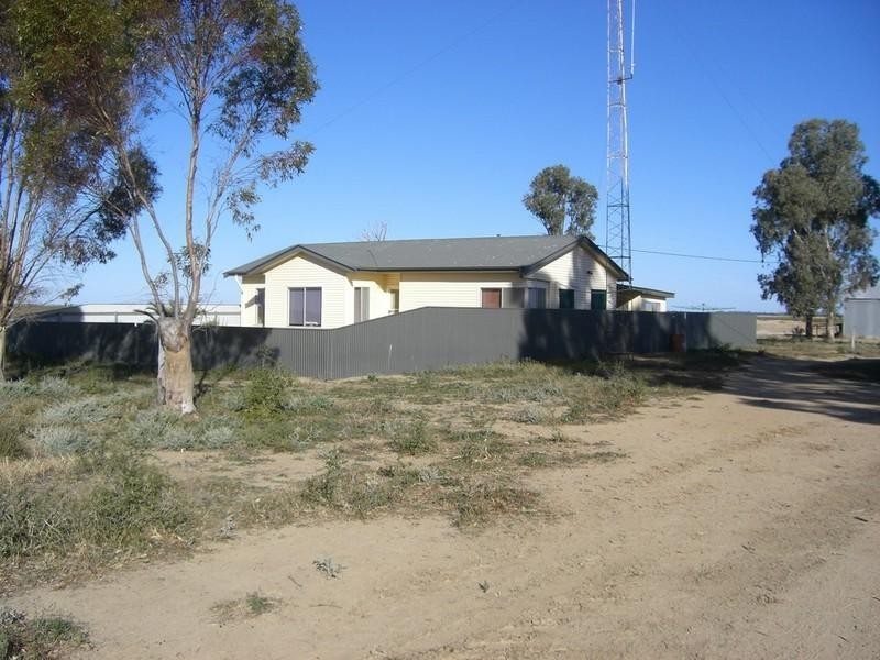 00 Newmarket, Maude Road, Hay NSW 2711