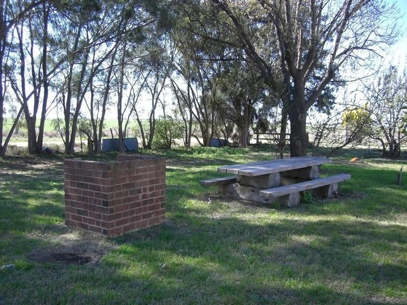 211 Royal Road, Deniliquin NSW 2710