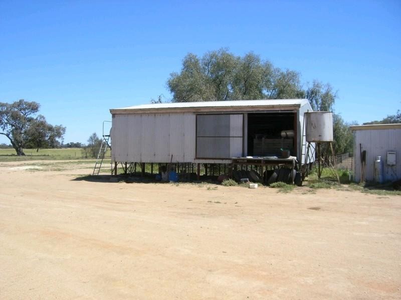 1,2,64 Monimail Road, Deniliquin NSW 2710