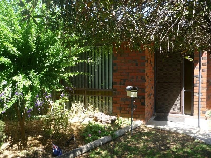 8/356 Wood Street, Deniliquin NSW 2710