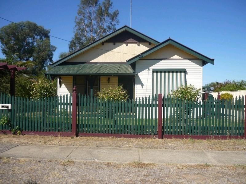 459 Poictiers Street, Deniliquin NSW 2710