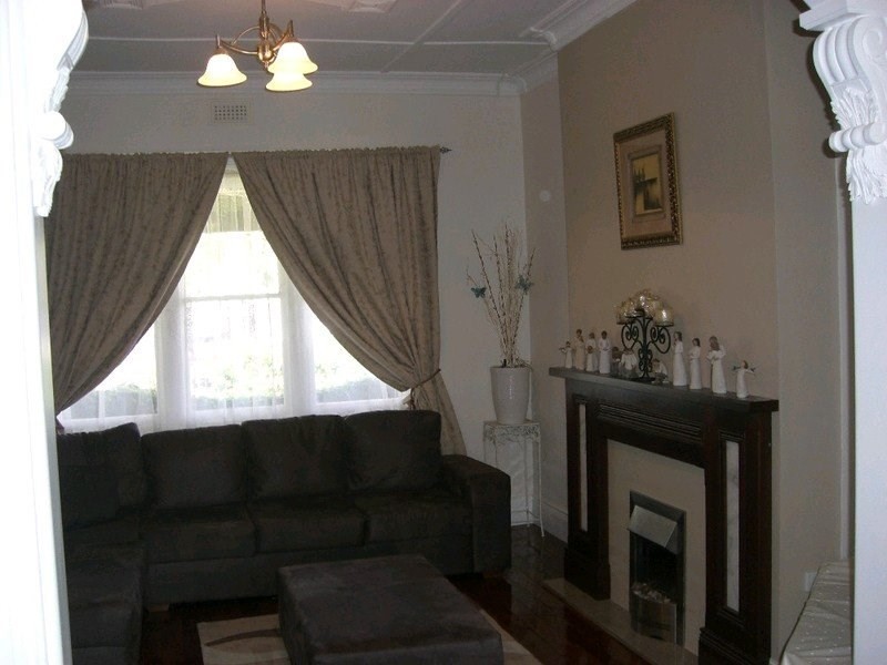 351 Henry Street, Deniliquin NSW 2710