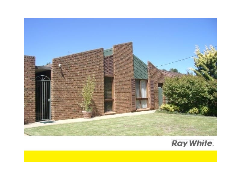 5 Blake Court, Deniliquin NSW 2710