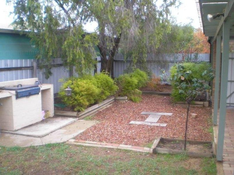 537 Poictiers Street, Deniliquin NSW 2710