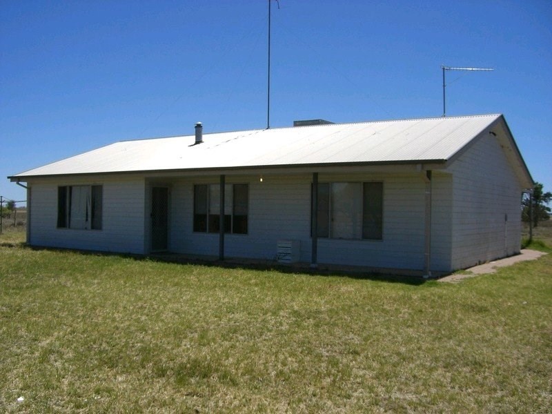 00 Mossgiel Ivanhoe Road, Hillston NSW 2675