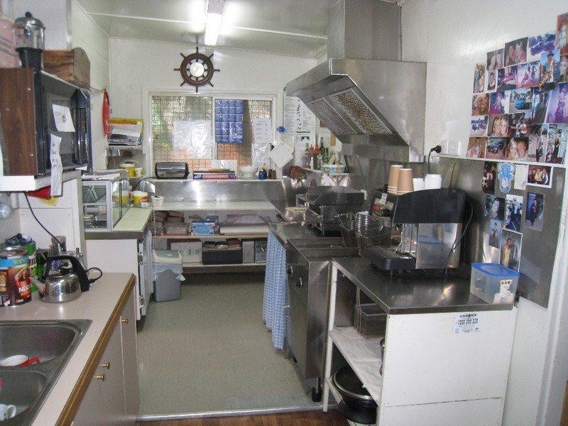 90 Davidson Street, Deniliquin NSW 2710