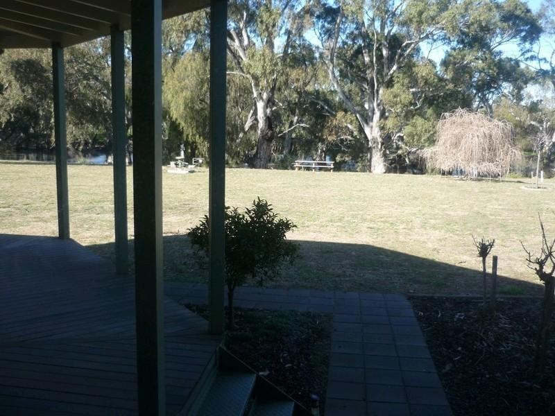 39 Echinda Way, Conargo NSW 2710