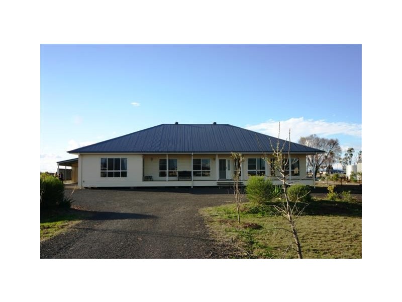 59 Seymours Road, Dalby QLD 4405