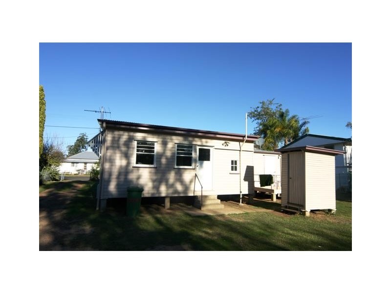 30 Myall Street, Dalby QLD 4405