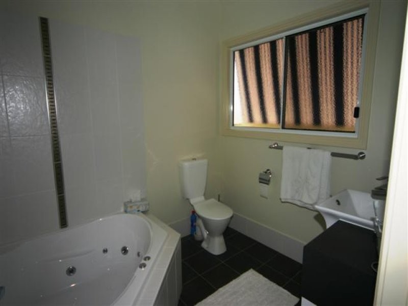12 Watt Street, Dalby QLD 4405