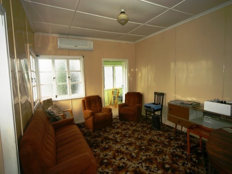 26 North Street, Dalby QLD 4405