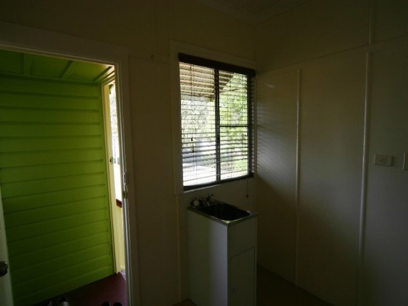 83 Edward Street, Dalby QLD 4405