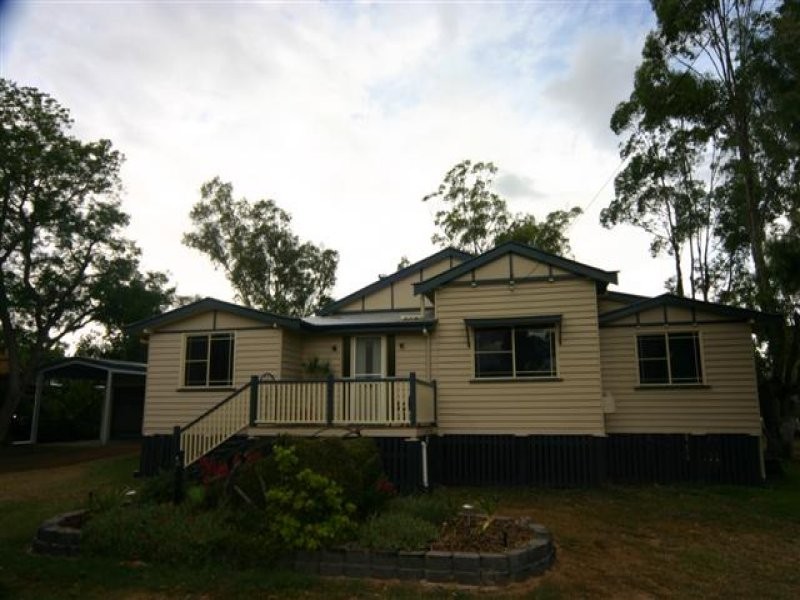 55 Edward Street, Dalby QLD 4405