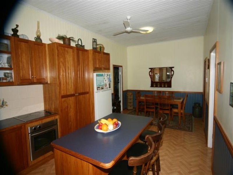 55 Edward Street, Dalby QLD 4405