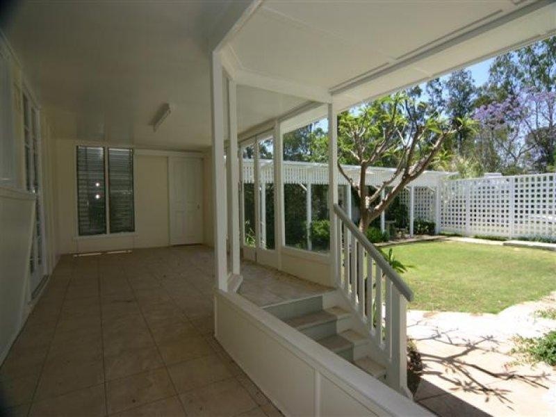 45 Bunya Street, Dalby QLD 4405