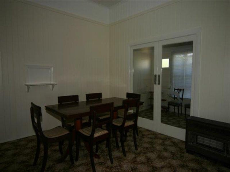 45 Bunya Street, Dalby QLD 4405