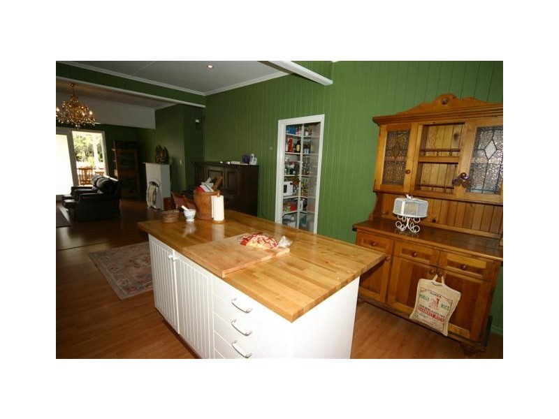 4 Knox Street, Dalby QLD 4405