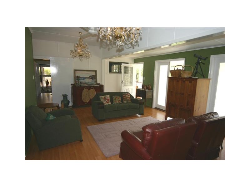 4 Knox Street, Dalby QLD 4405