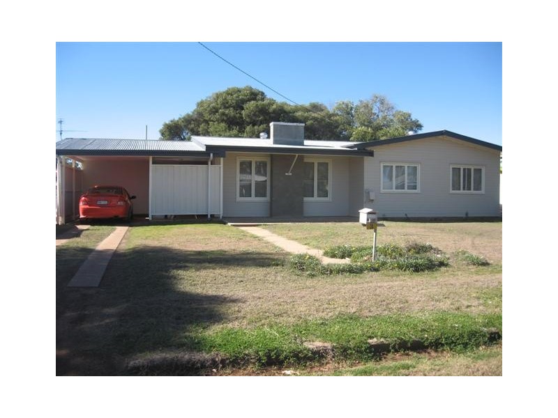 3 Hawthorne Street, Dalby QLD 4405
