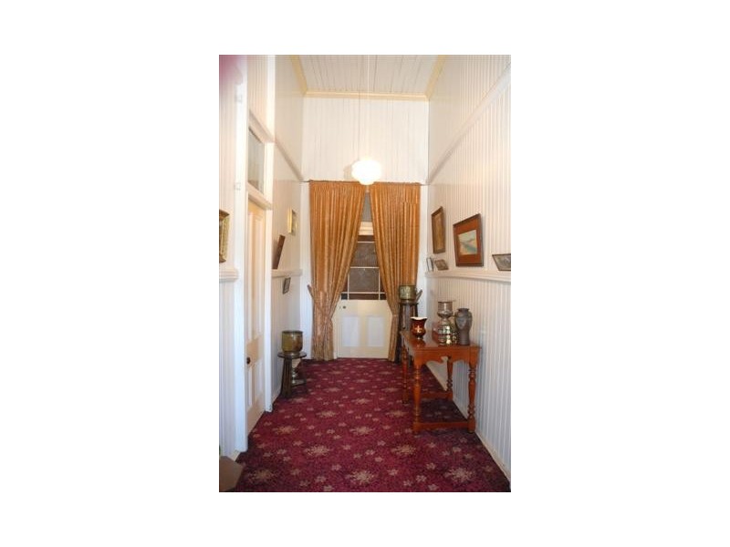 138 Cunningham, Dalby QLD 4405