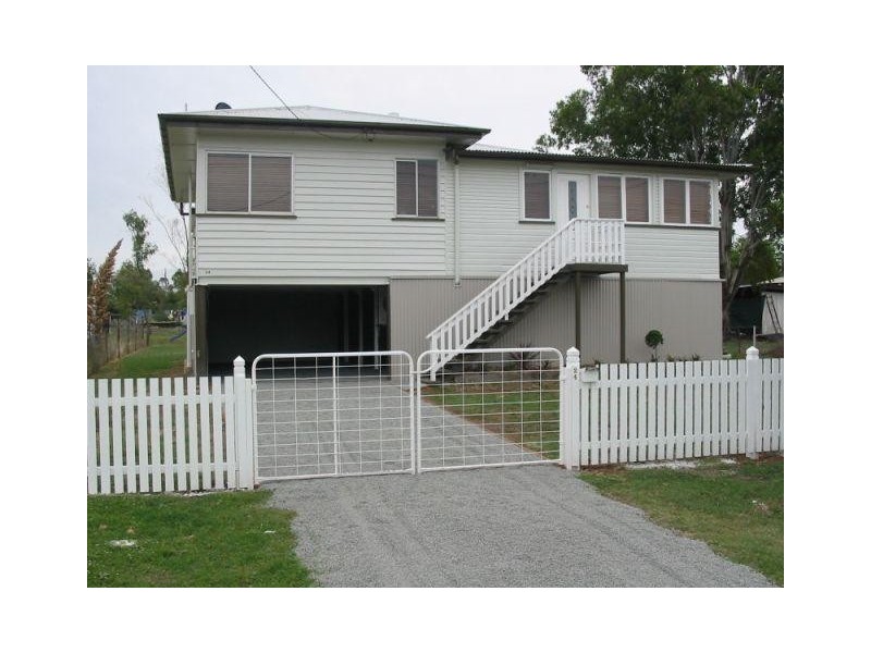 24 Charles Street, Dalby QLD 4405