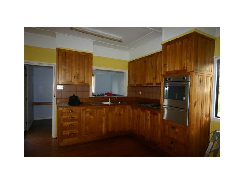 21 Watts Street, Dalby QLD 4405