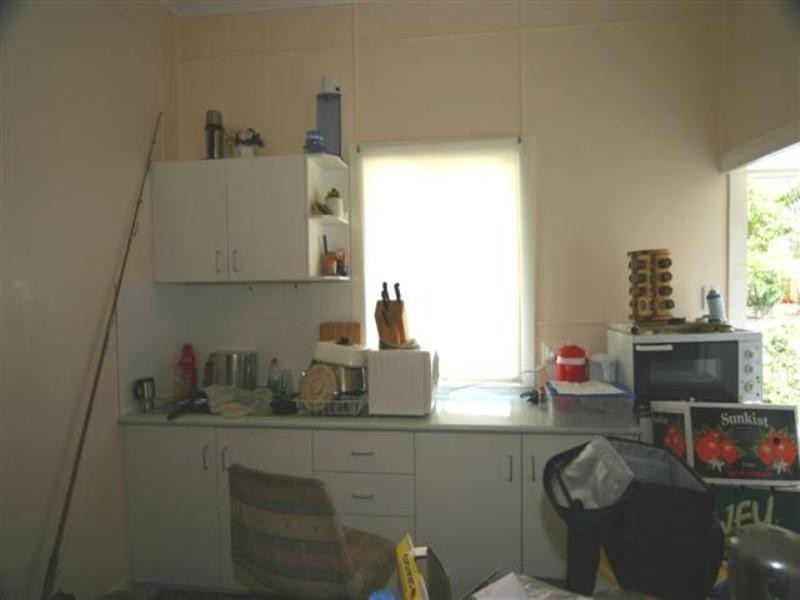 2/11 Dan Street, Dalby QLD 4405