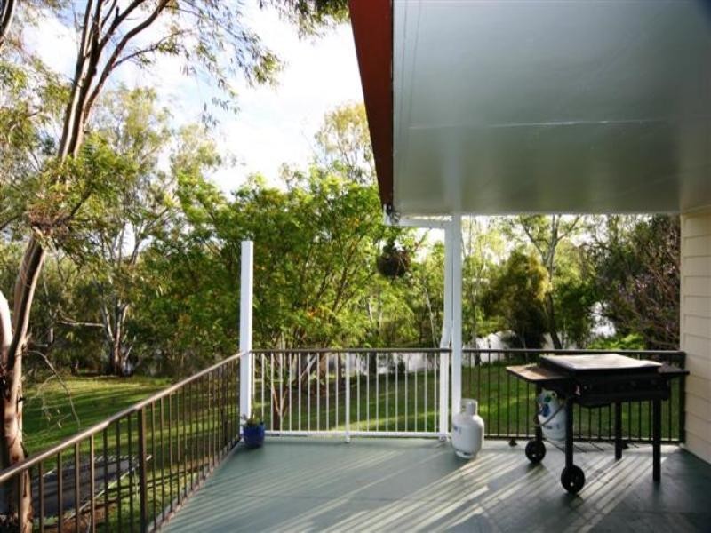 29 James Street, Dalby QLD 4405