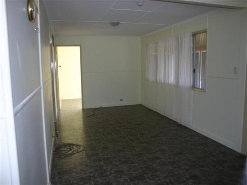 64 Palmer Street, Dalby QLD 4405