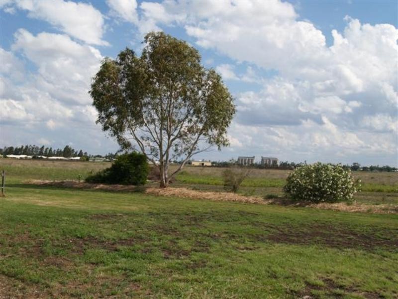 25 Yaralla Road, Dalby QLD 4405