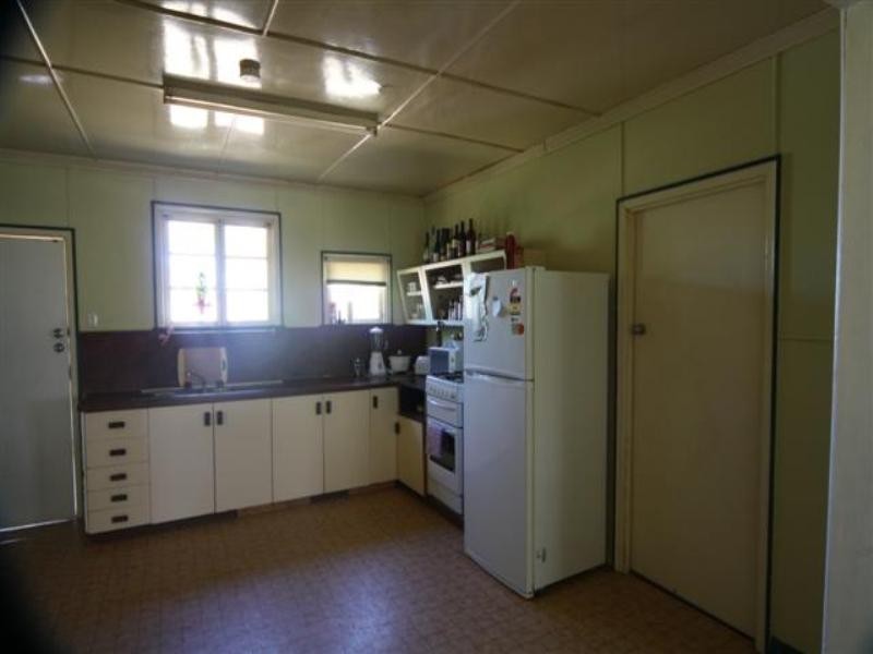 13 Nearhos Street, Dalby QLD 4405