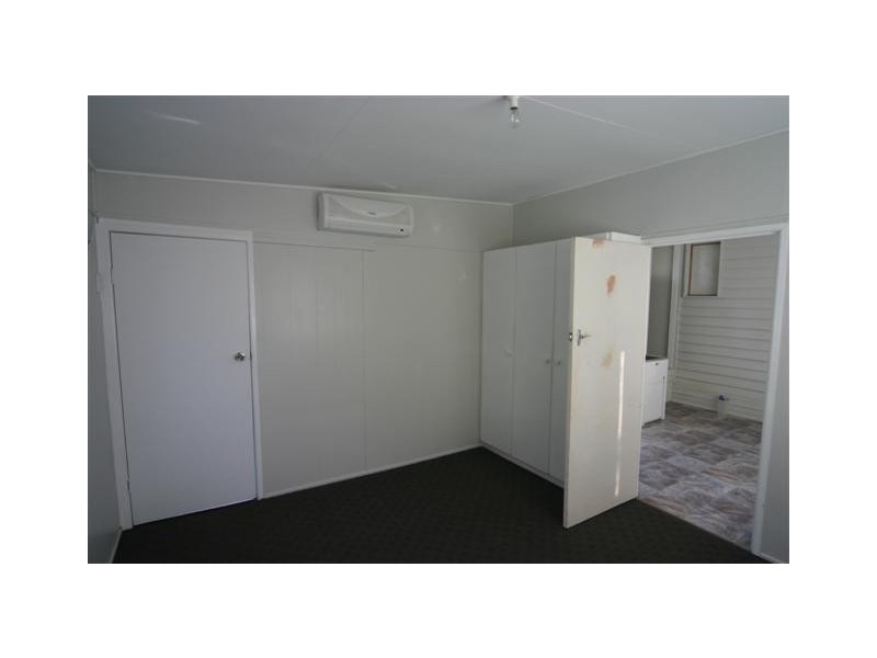 29 Edward Street, Dalby QLD 4405