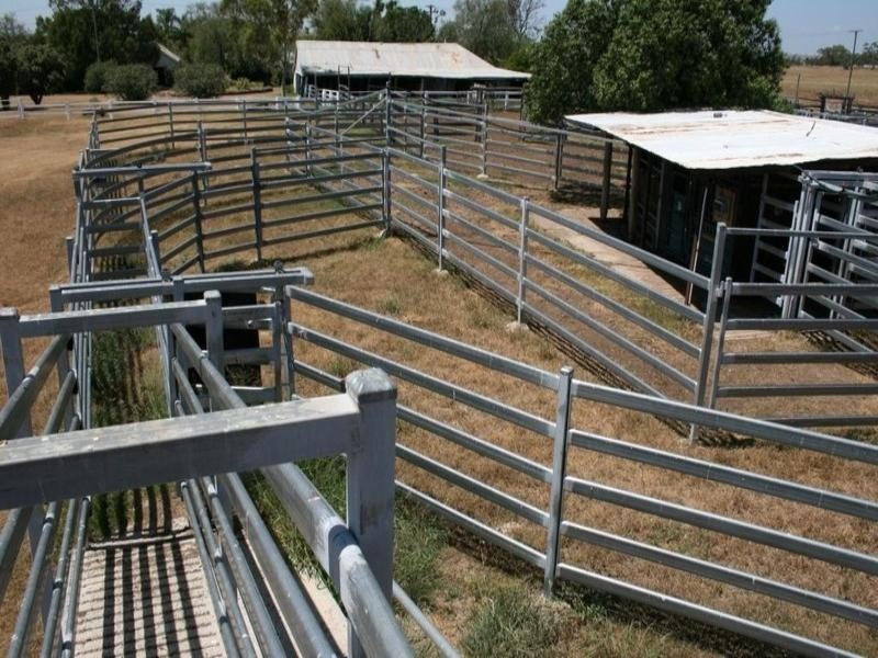 . Rosalie Plains, Oakey QLD 4401