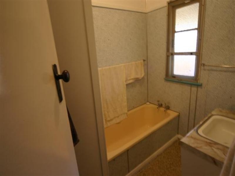 105 Bunya Street, Dalby QLD 4405