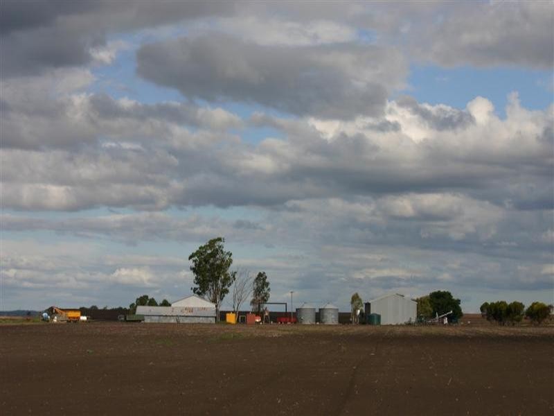 . Plainview, Jondaryan QLD 4403