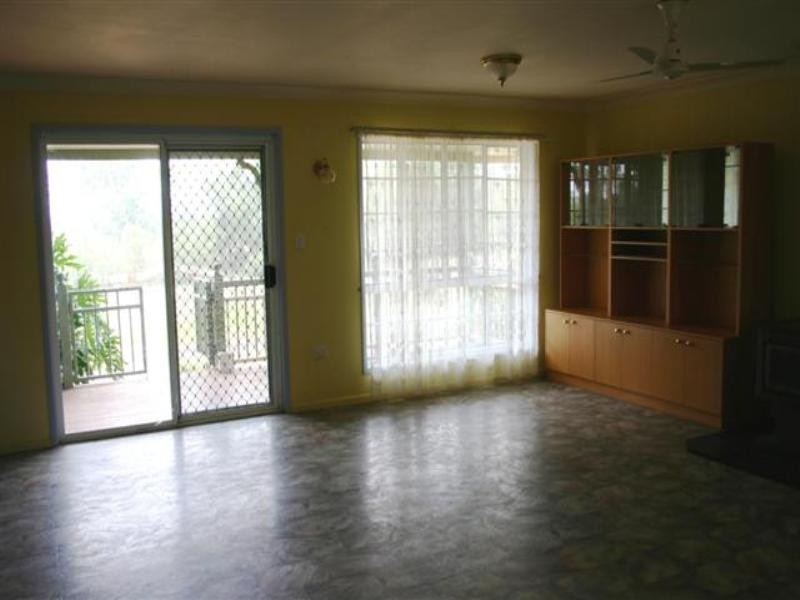 99 Oakwood Street, Dalby QLD 4405