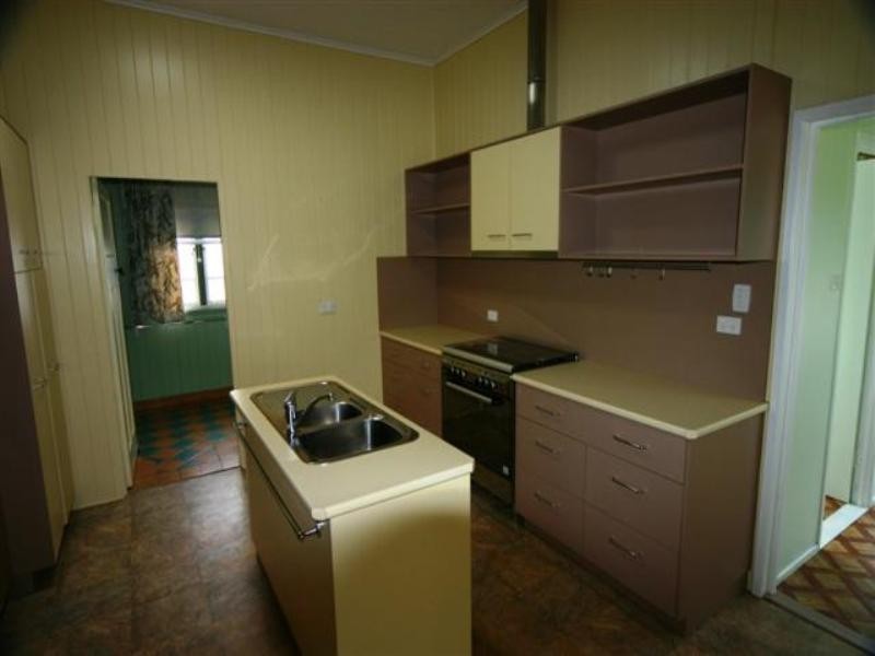 3 William Street, Dalby QLD 4405