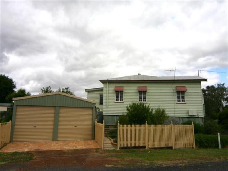3 William Street, Dalby QLD 4405