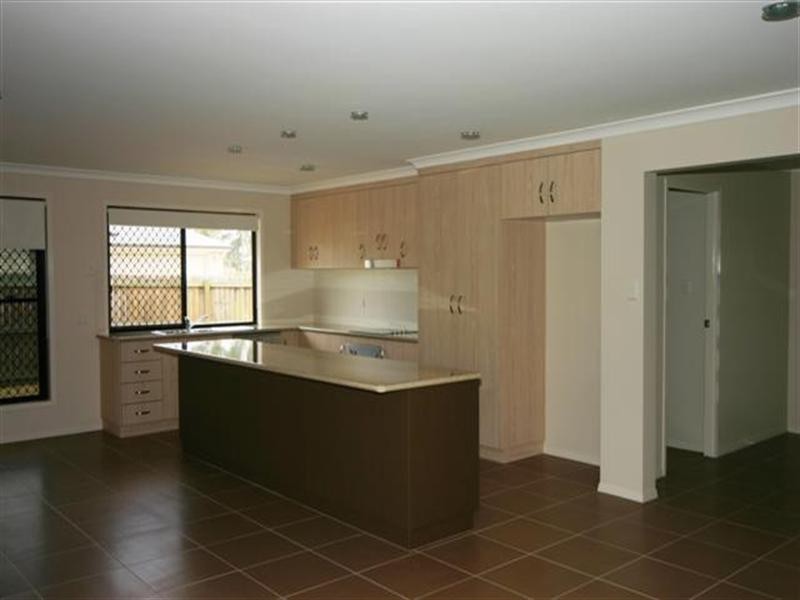 5 St Andrew Chase, Dalby QLD 4405