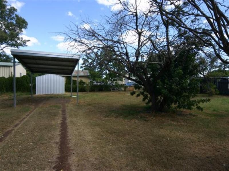 10 Alice Street, Dalby QLD 4405