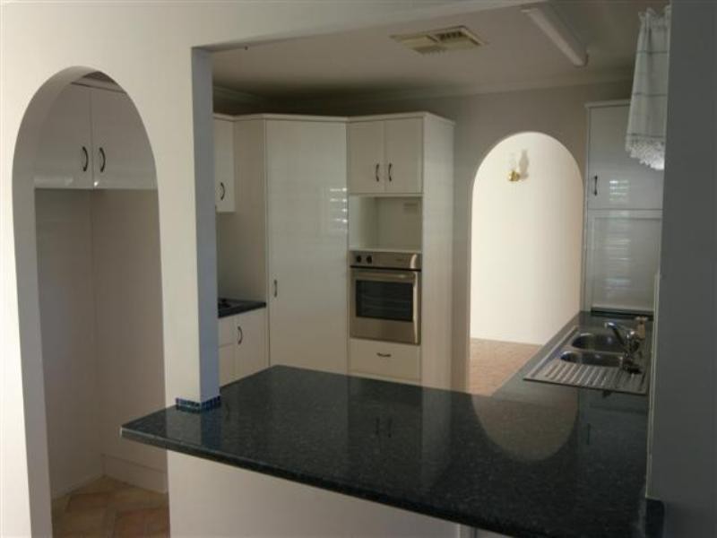 3 Curtis Street, Dalby QLD 4405