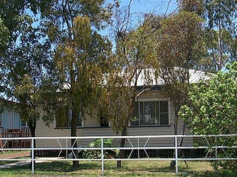 3 Eagle Street, Dalby QLD 4405
