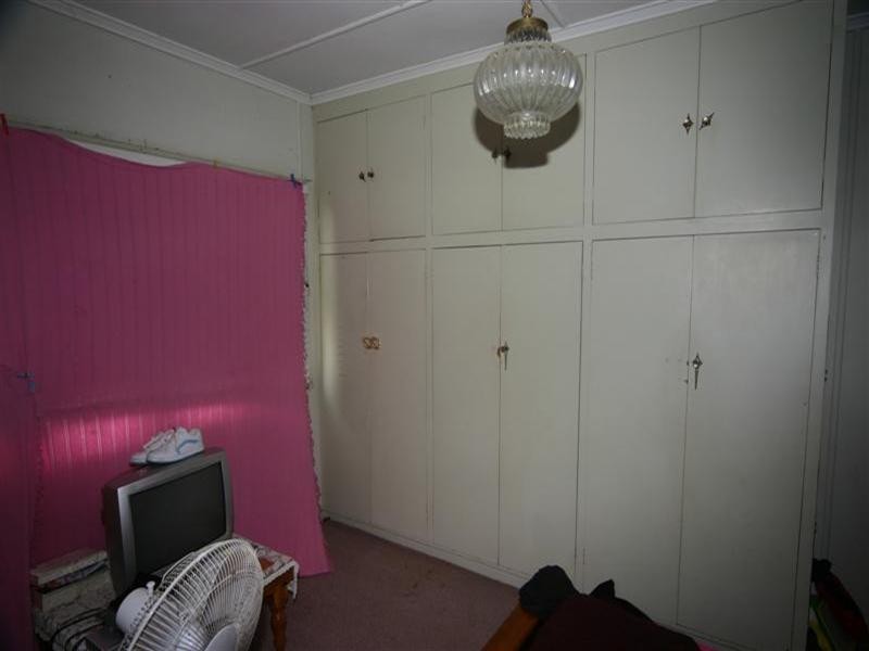 38 Nicholson Street, Dalby QLD 4405