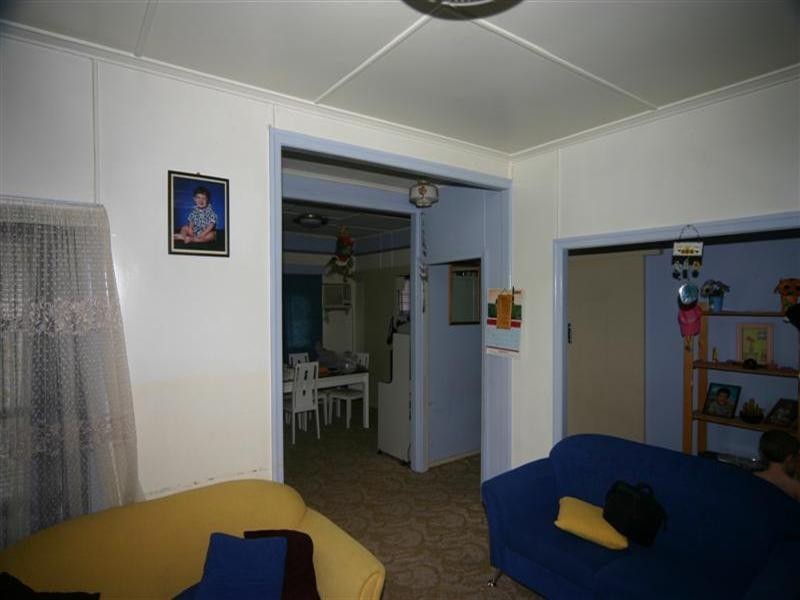 38 Nicholson Street, Dalby QLD 4405